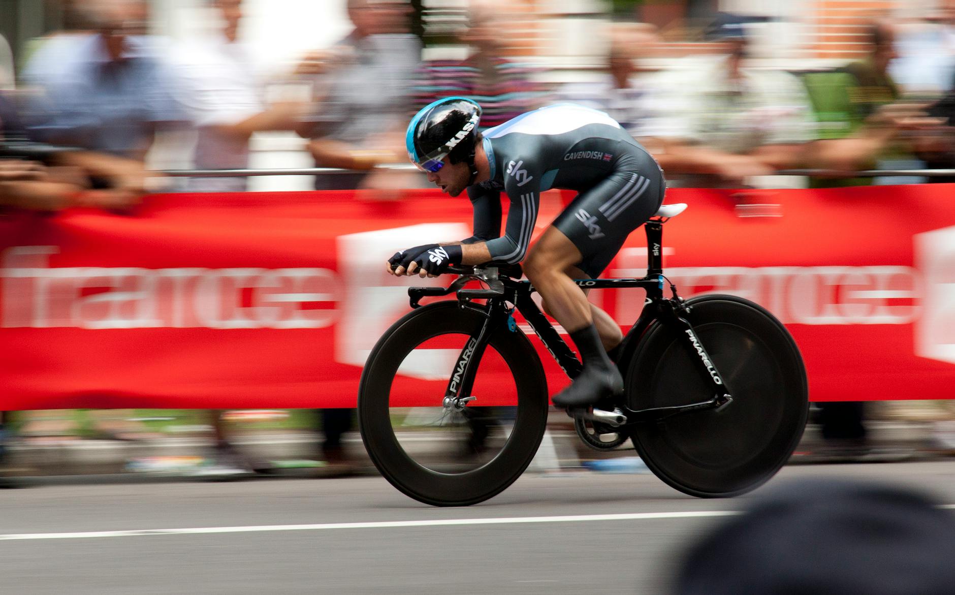 10 Amazing Bike Races Across the World